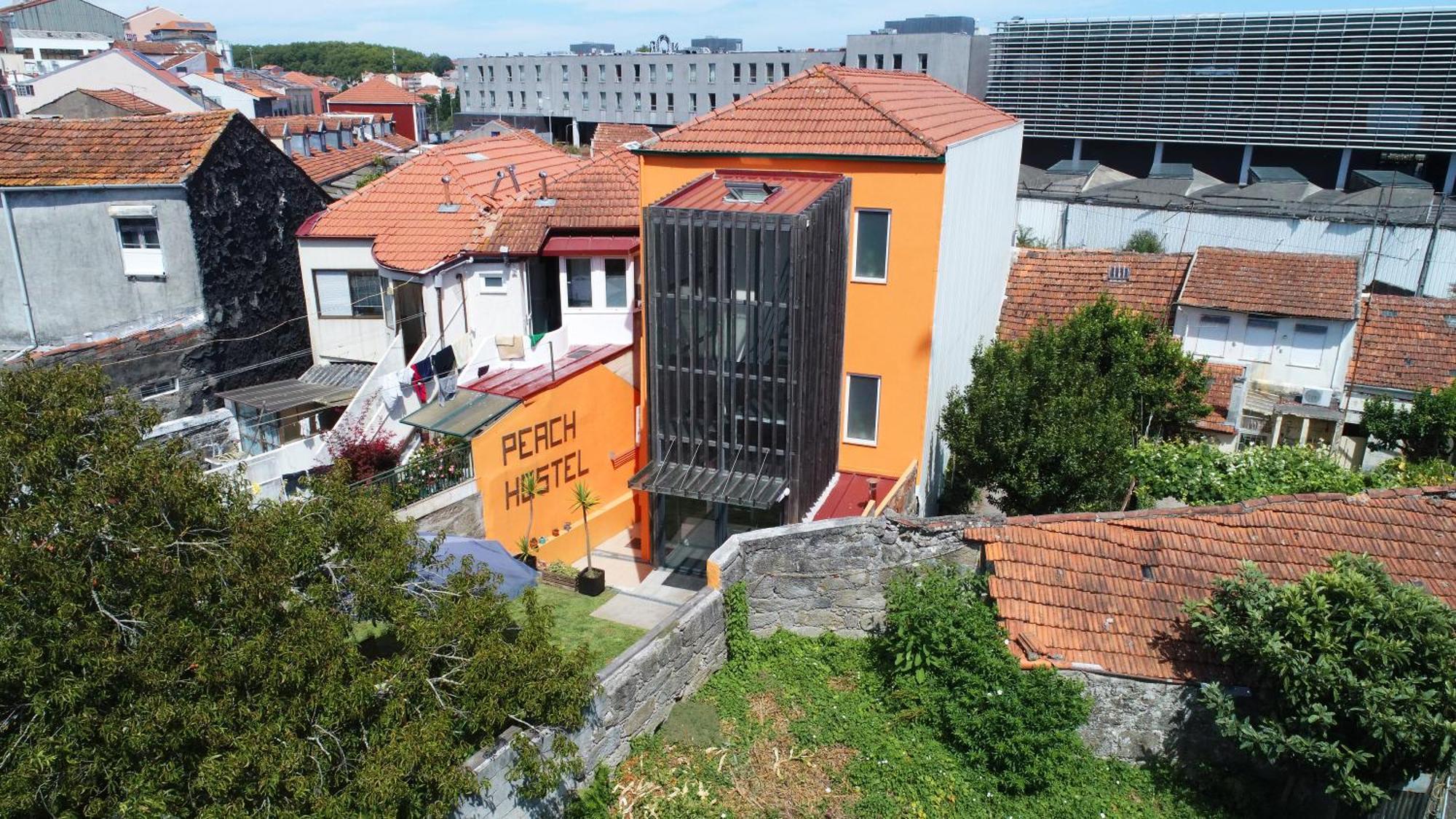 Peach Hostel & Suites Porto Eksteriør billede